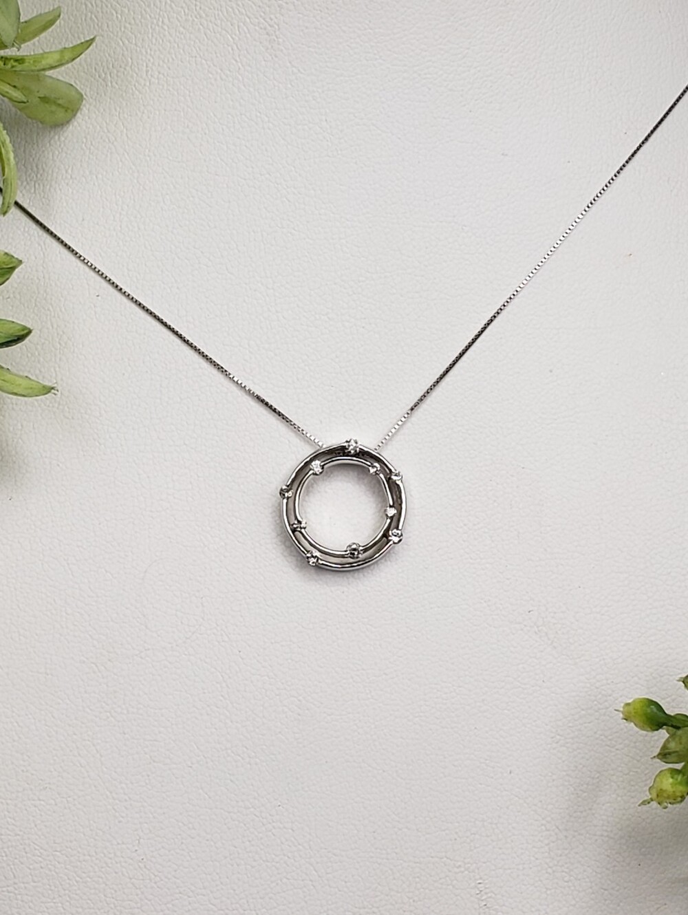 10k Circle w/ Diamonds Pendant on a 14k Box Chain - Minimalist Feminine